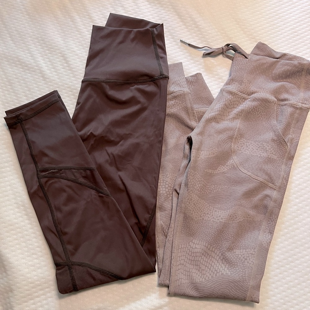 Lot of 2 pairs of Born Primitive leggings size small